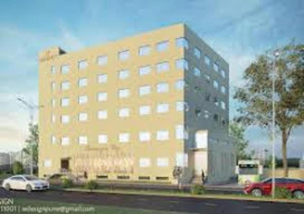 L P Regency, Hotel Pune