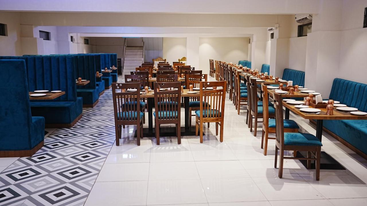 L P Regency, Hotel Pune