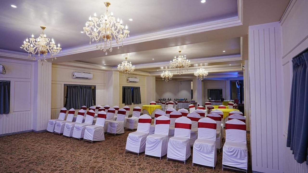 L P Regency, Hotel Pune
